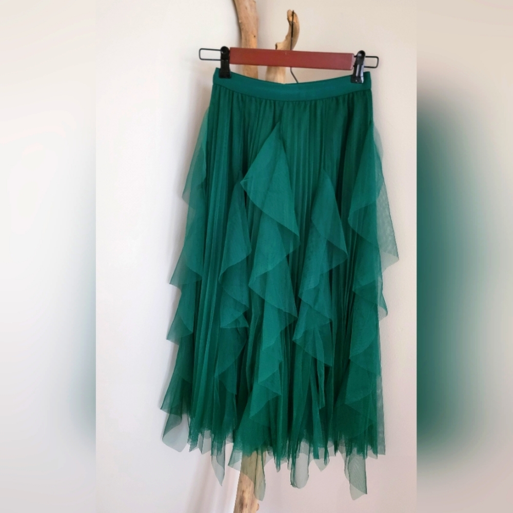 Green mesh skirt